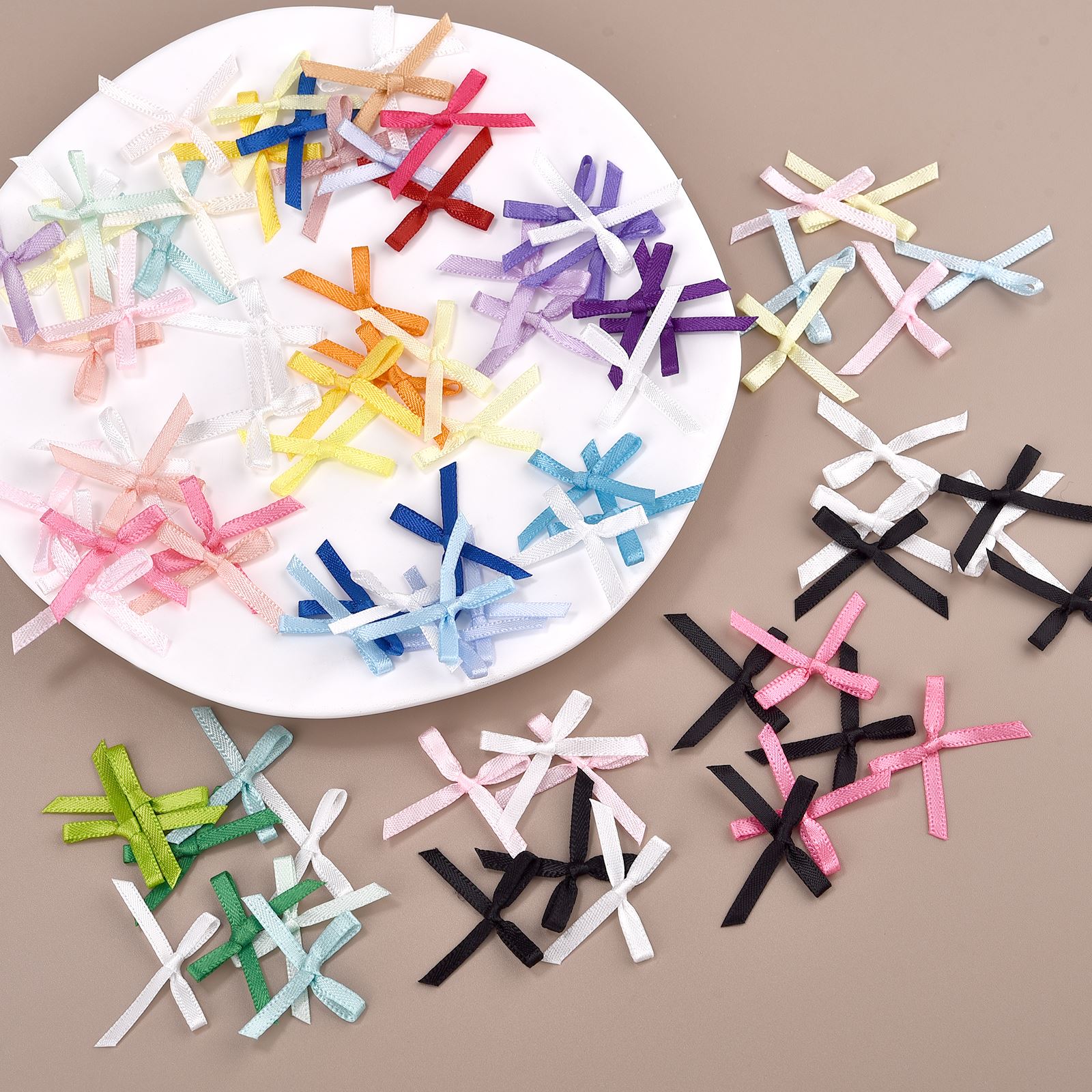 Christmas Craft Embellishment - 100 Stuks 3mm Linten Mini Satijnen